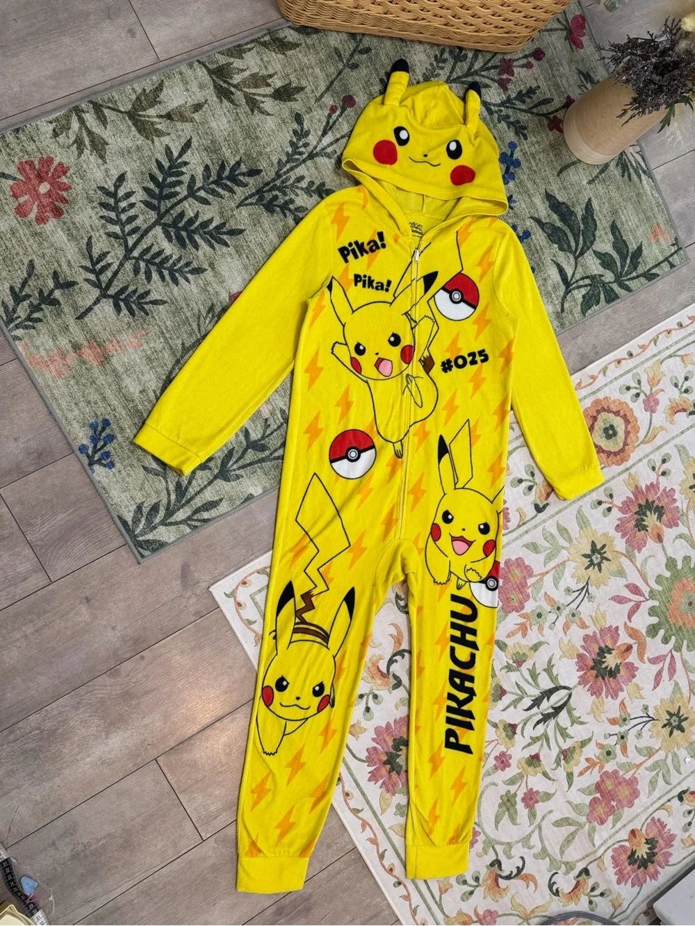 Pokemon boys pikachu